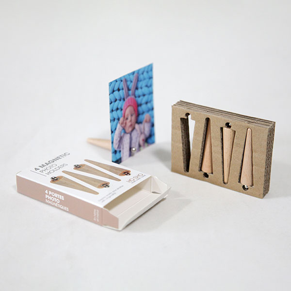 Magnetic Wooden Pictures Holder Pack 4