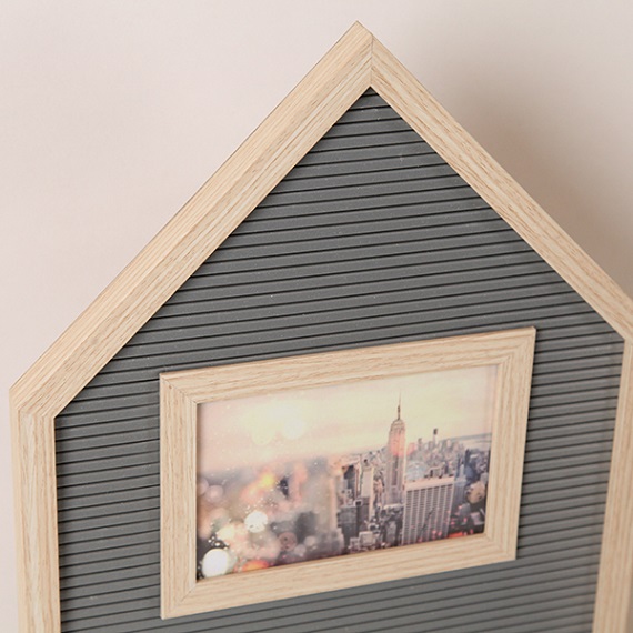 House Shaped Letter Board with Photo Frame