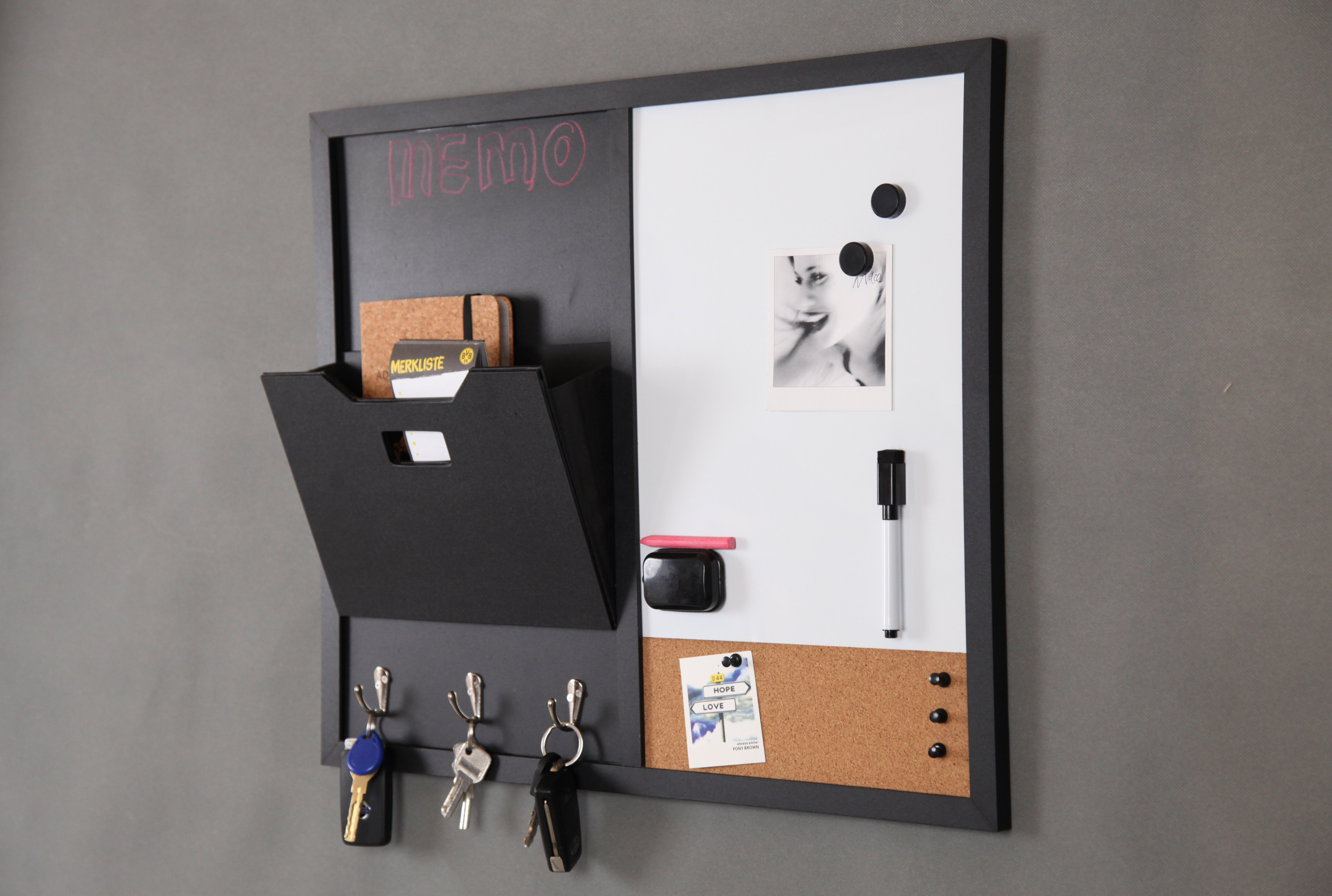 <strong>Combination Board Wall Organizer</strong>