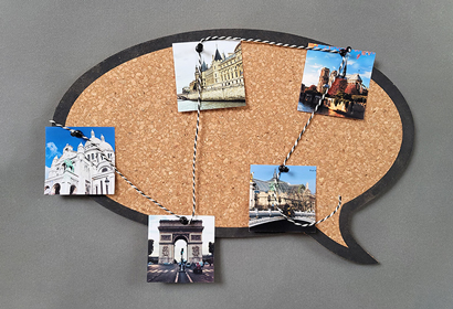 <strong>Talking Bubble Shaped Cork Board</strong>