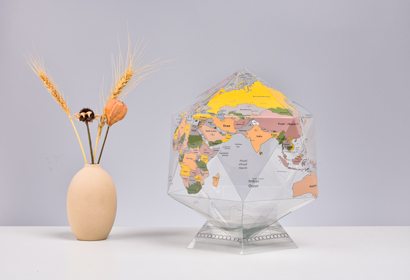 <strong>Clear PET Folding Globe</strong>