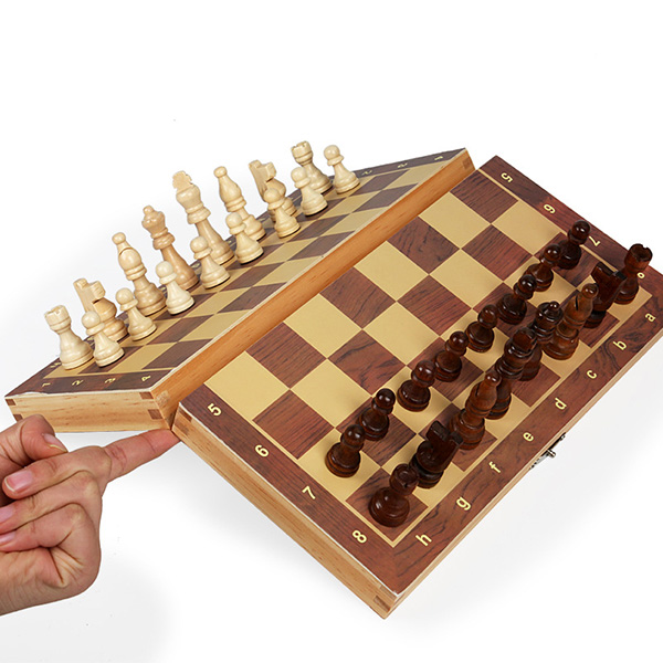 Magnetic Wooden Chess Set