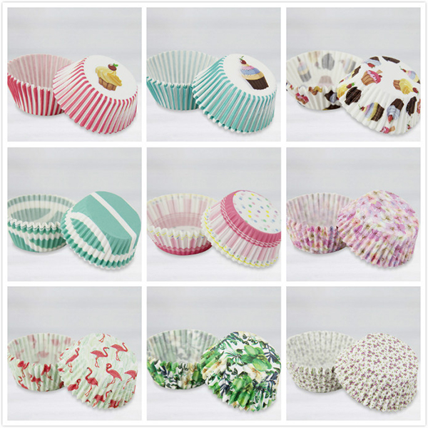 Cupcake Liner for Baking with Red Stripes Printed 40 Pcs