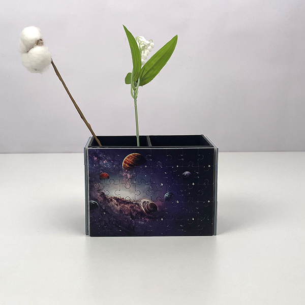 Universe Velcro Puzzle Pen Holder